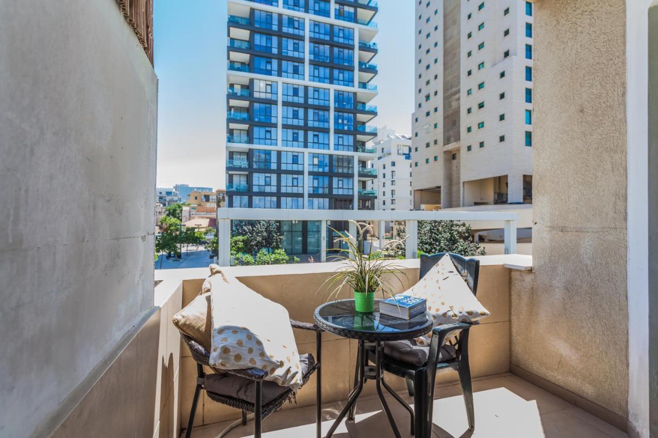 Sweet Home On The Beach Tel Aviv-Jaffa Exterior foto