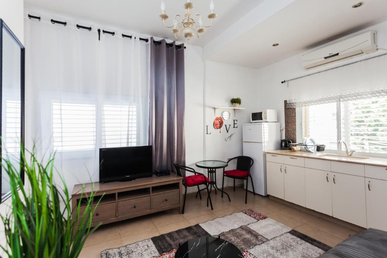 Sweet Home On The Beach Tel Aviv-Jaffa Exterior foto