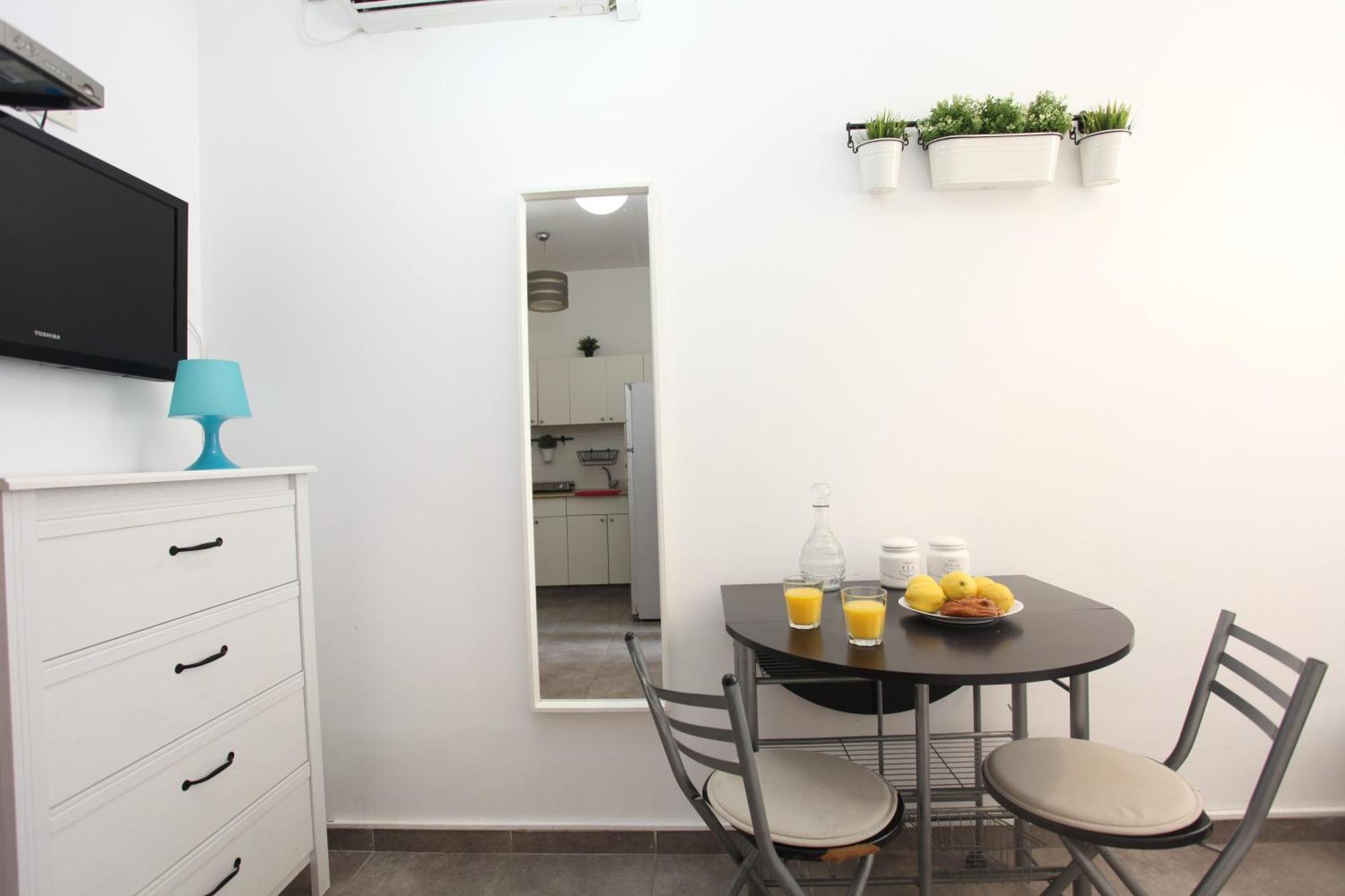 Sweet Home On The Beach Tel Aviv-Jaffa Exterior foto
