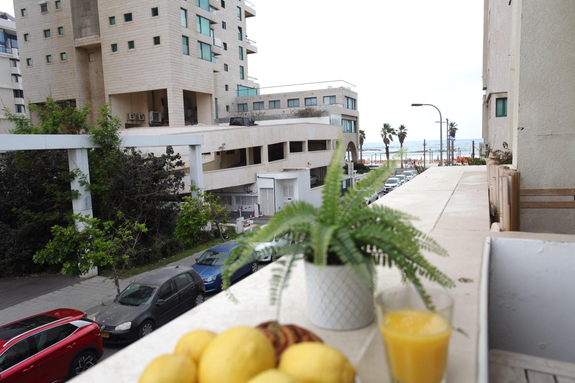Sweet Home On The Beach Tel Aviv-Jaffa Exterior foto